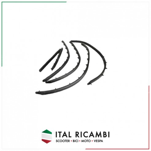 SERIE LISTELLI IN GOMMA STRISCE...