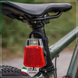 FANALINO BICI POSTERIORE... 2